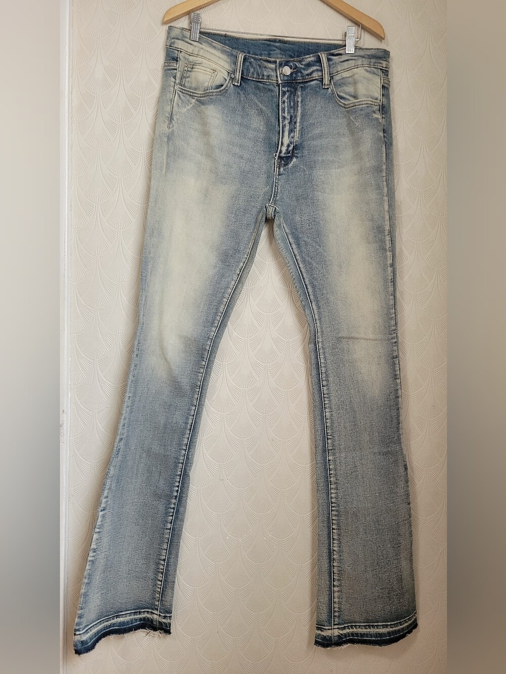 MNML Men's Jeans 36 x 36 Light Wash Blue Flare Raw Hem Grunge Denim Streetwear
